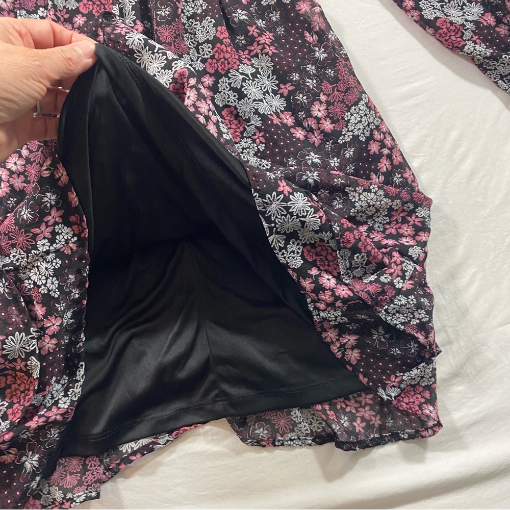 Maurice’s Floral Mini Dress Boho Women’s X-Small Black Pink Ruffle long sleeve - Picture 6 of 10